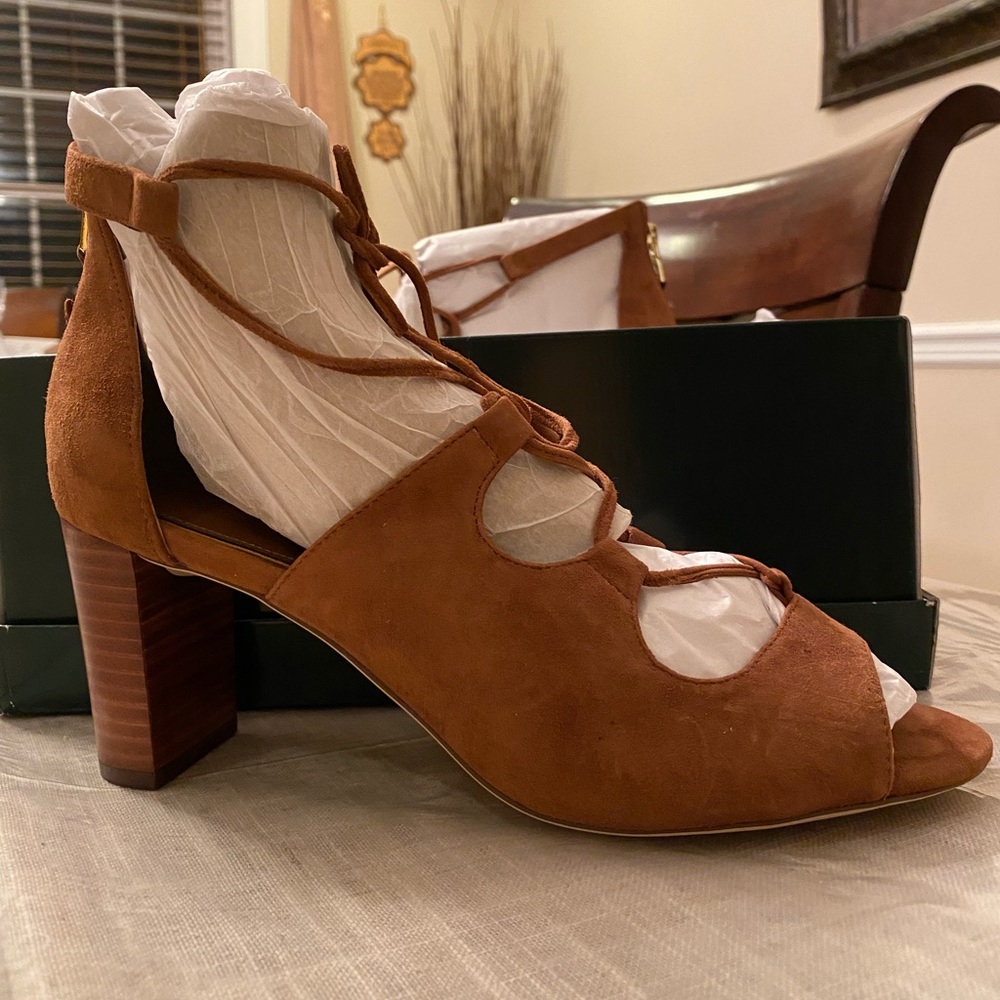 Brand new Ralph Lauren heeled sandal